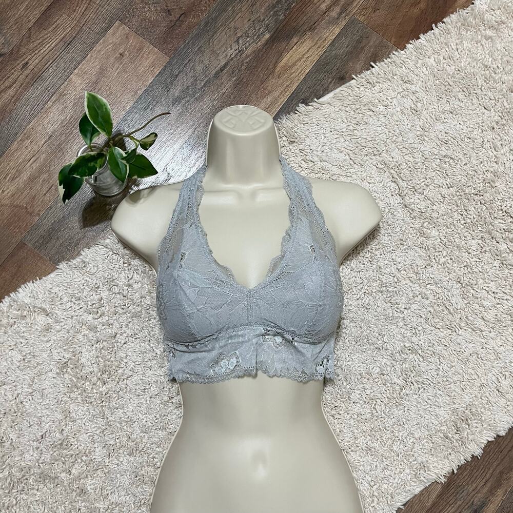 Aerie Small Floral Lace Plunge V-Neck Halter Padded Pull-On Wireless Bralette